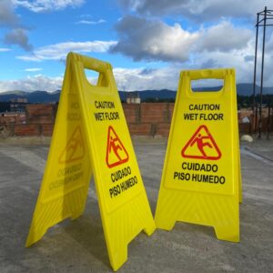 Señalizacion Piso Mojado