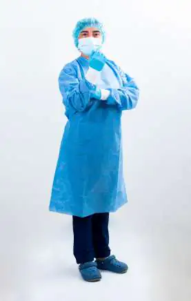 Bata Quirúrgica, con puño Rib, en tela de 35 grs