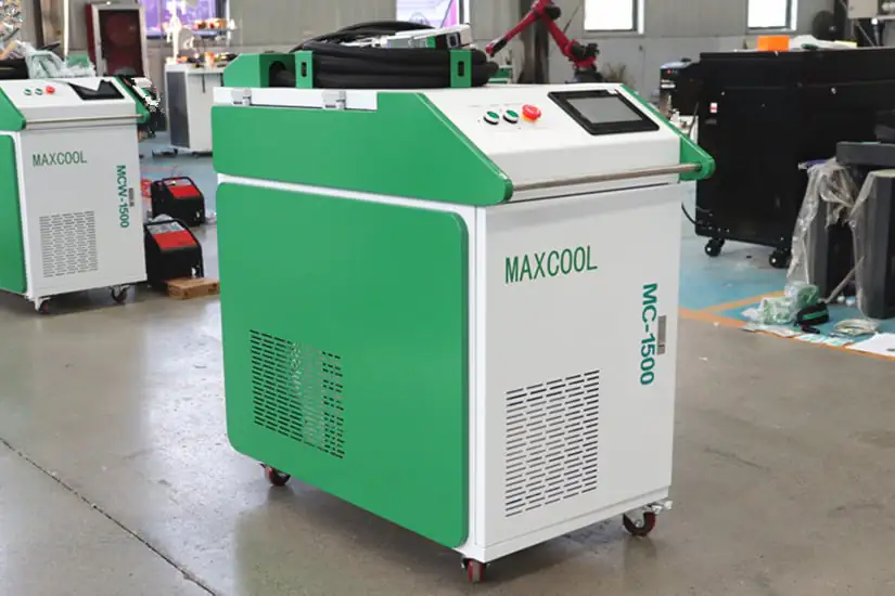 Máquina de limpieza láser continua de doble oscilación