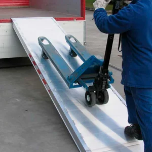 Rampas peatonales y vehiculares
